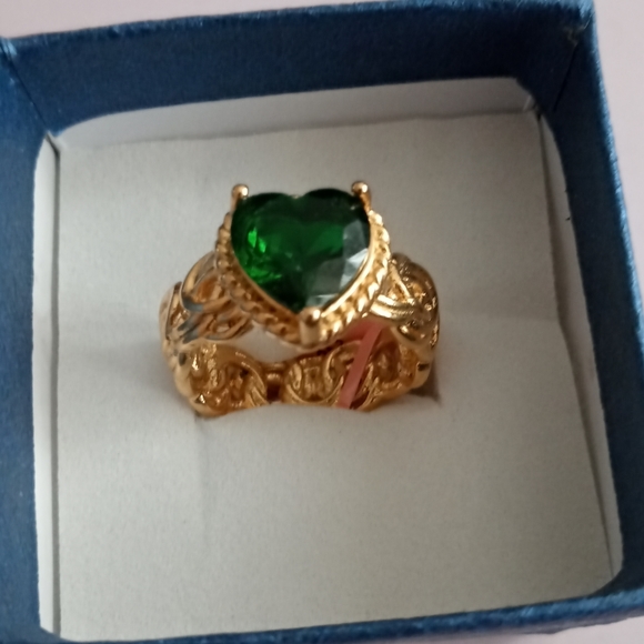 EMERALD GOLD RING NWT - Picture 4 of 4